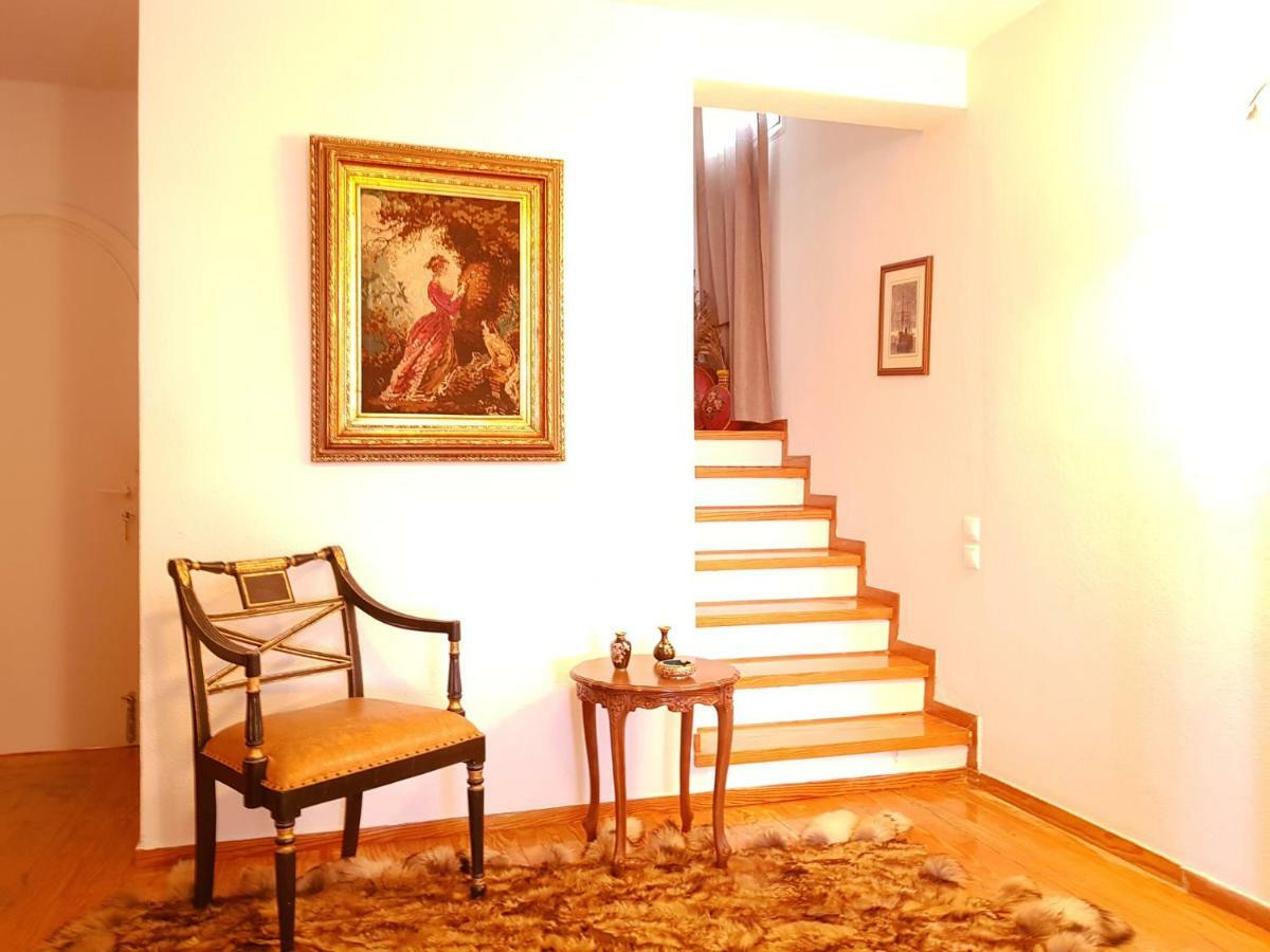 Villa Blue. Two Storey House, 100 Meters From Sea Rafina  Bagian luar foto