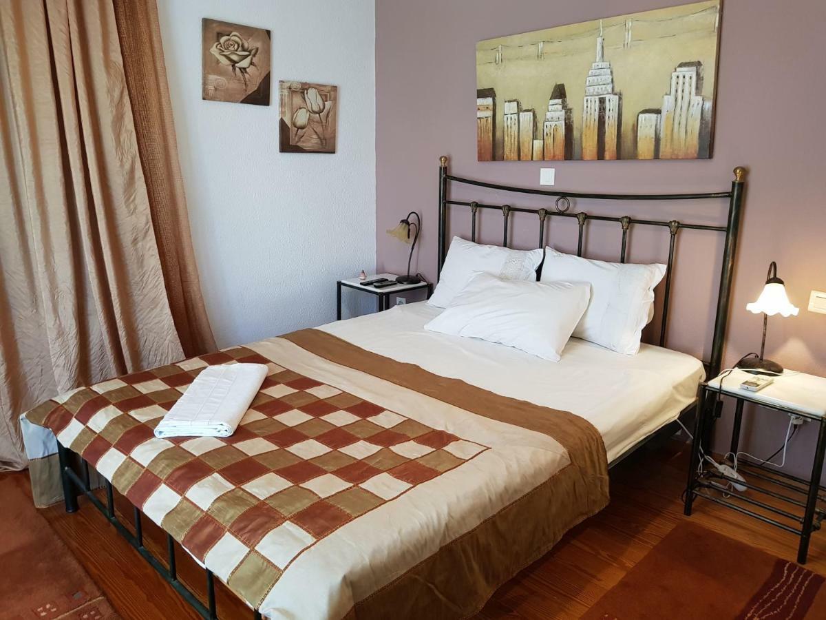Villa Blue. Two Storey House, 100 Meters From Sea Rafina  Bagian luar foto
