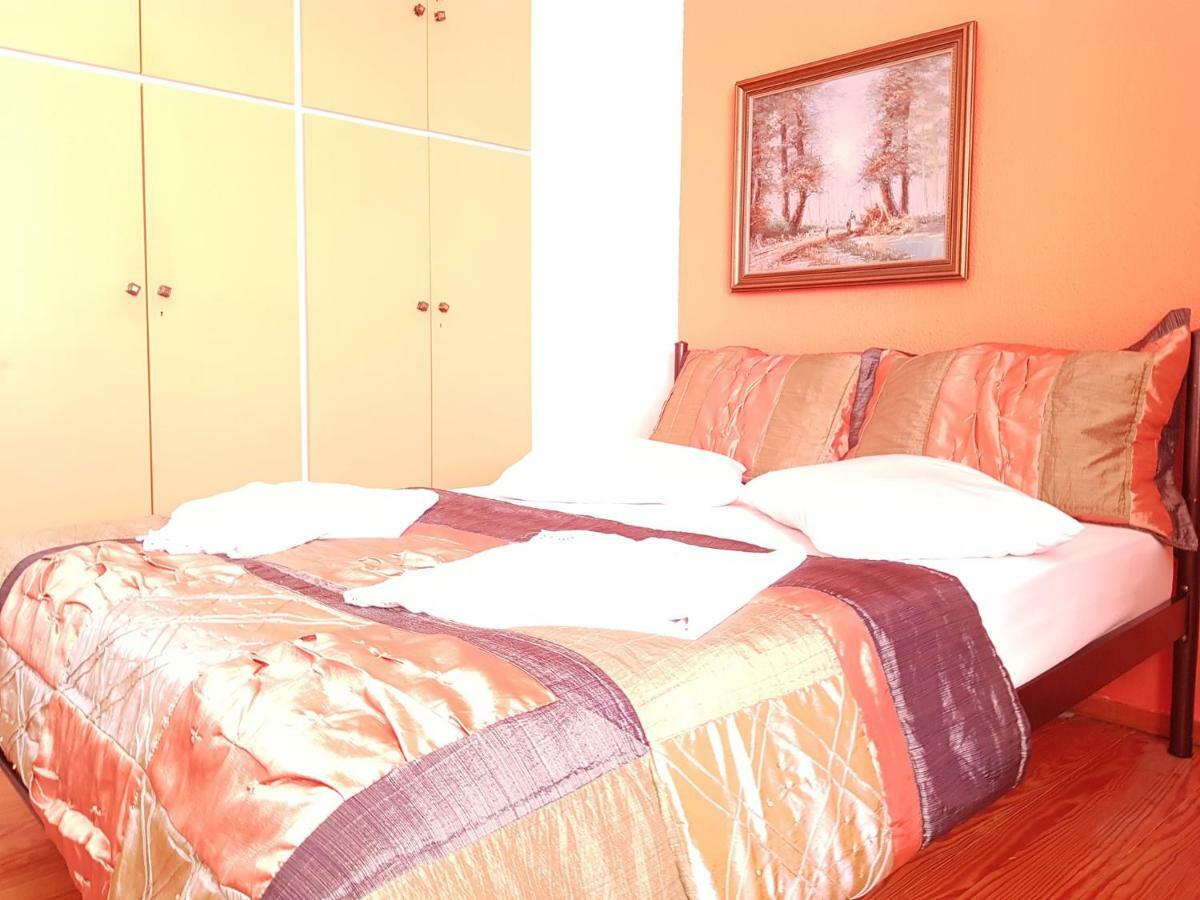 Villa Blue. Two Storey House, 100 Meters From Sea Rafina  Bagian luar foto
