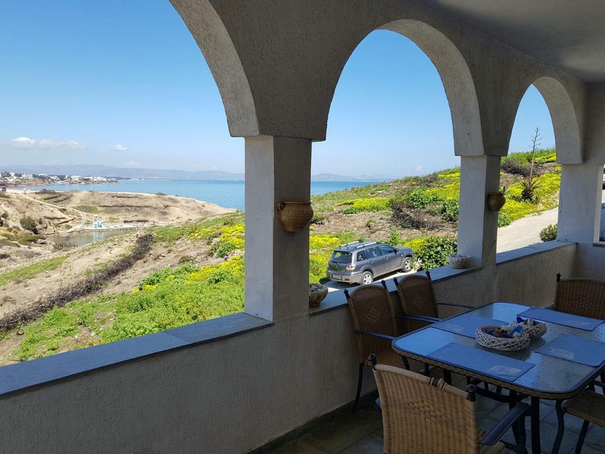 Villa Blue. Two Storey House, 100 Meters From Sea Rafina  Bagian luar foto